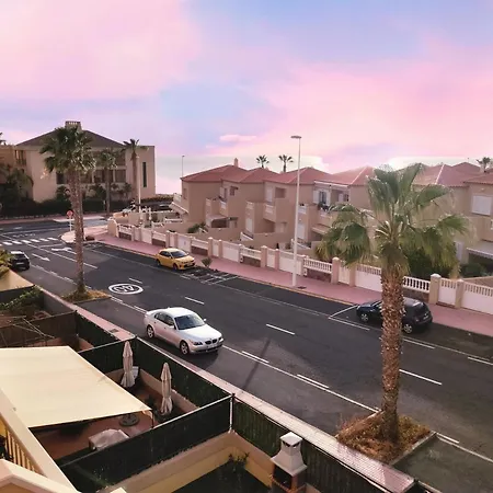 Vincci Selection Apartments With Sea Views & Super Large Terrace 別荘 アデヘ