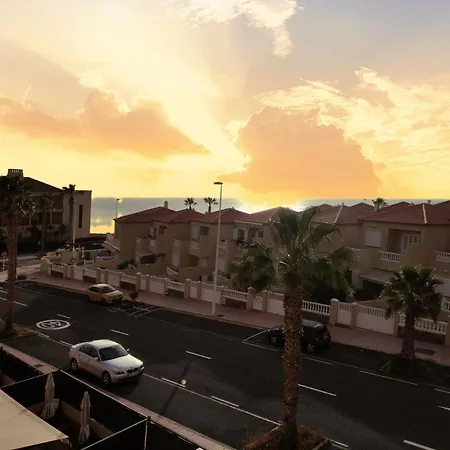 別荘 Vincci Selection Apartments With Sea Views & Super Large Terrace アデヘ